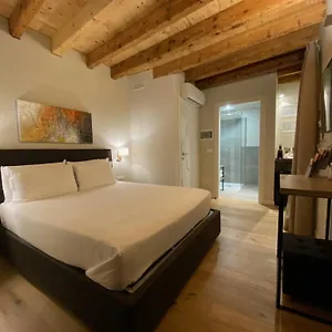 Malvezzi24 Boutique Desenzano del Garda