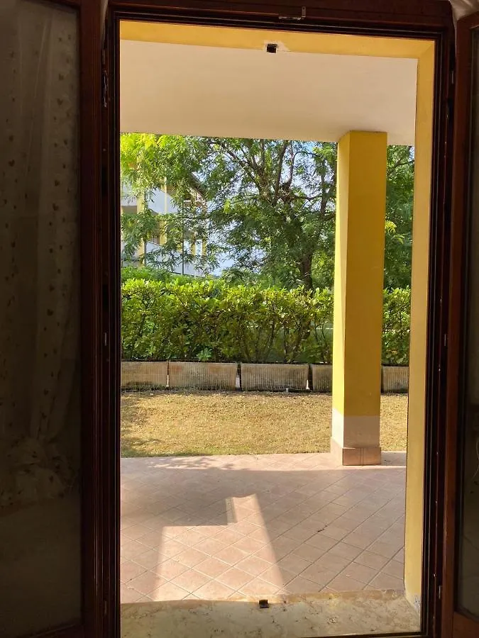 Appartamento Il Faro Con Giardino In Residence Con Piscina Desenzano del Garda Apartment